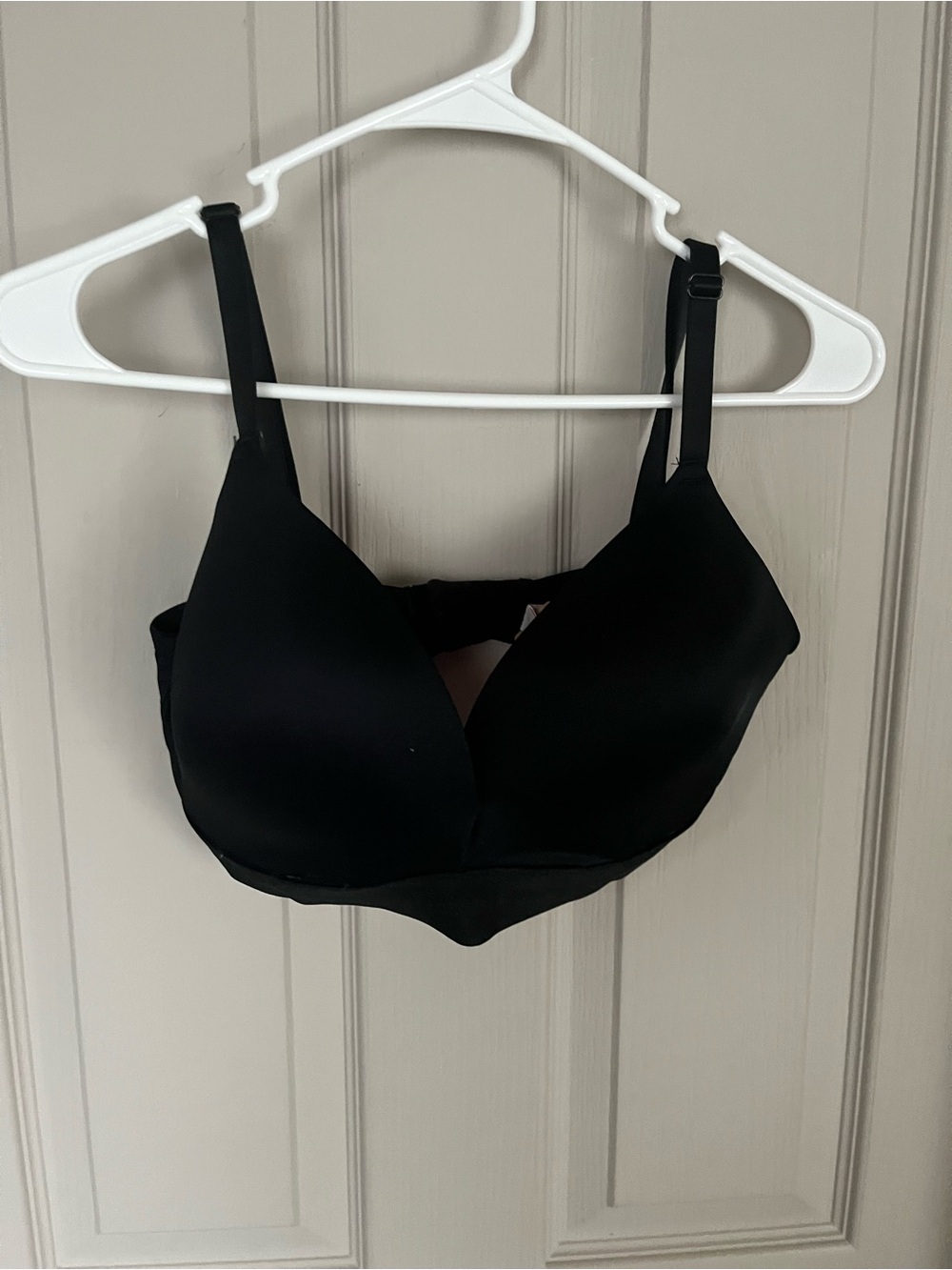 Pink Victoria Secret bra , 36DD/E80. NWT